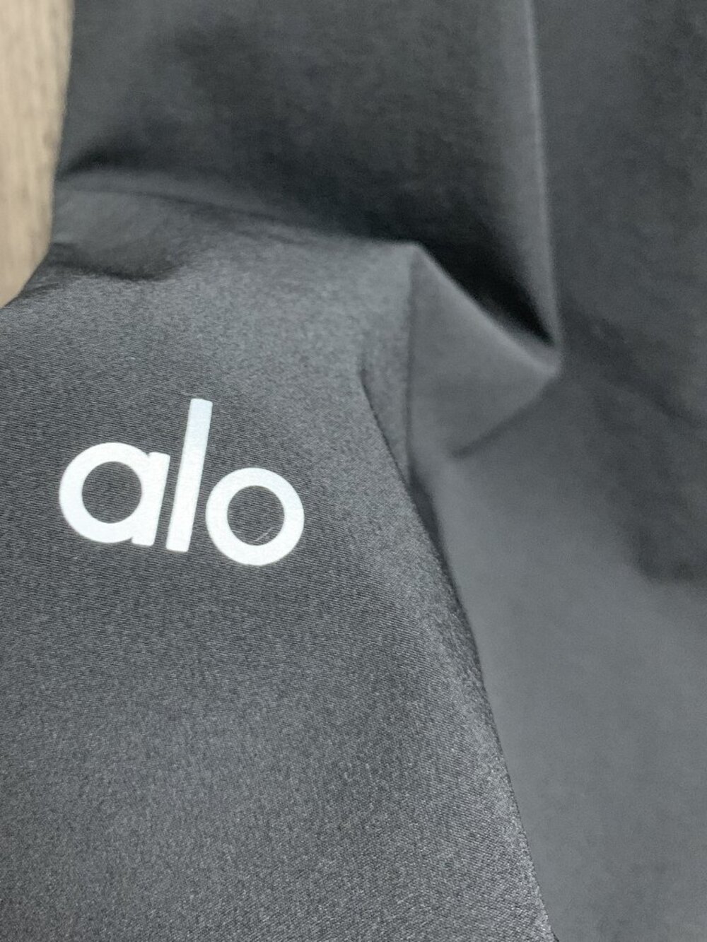 Alo Yoga Black Suit Up Trouser NWT✨(Regular) - Suitable for all seasons😘 - Picture 6 of 7